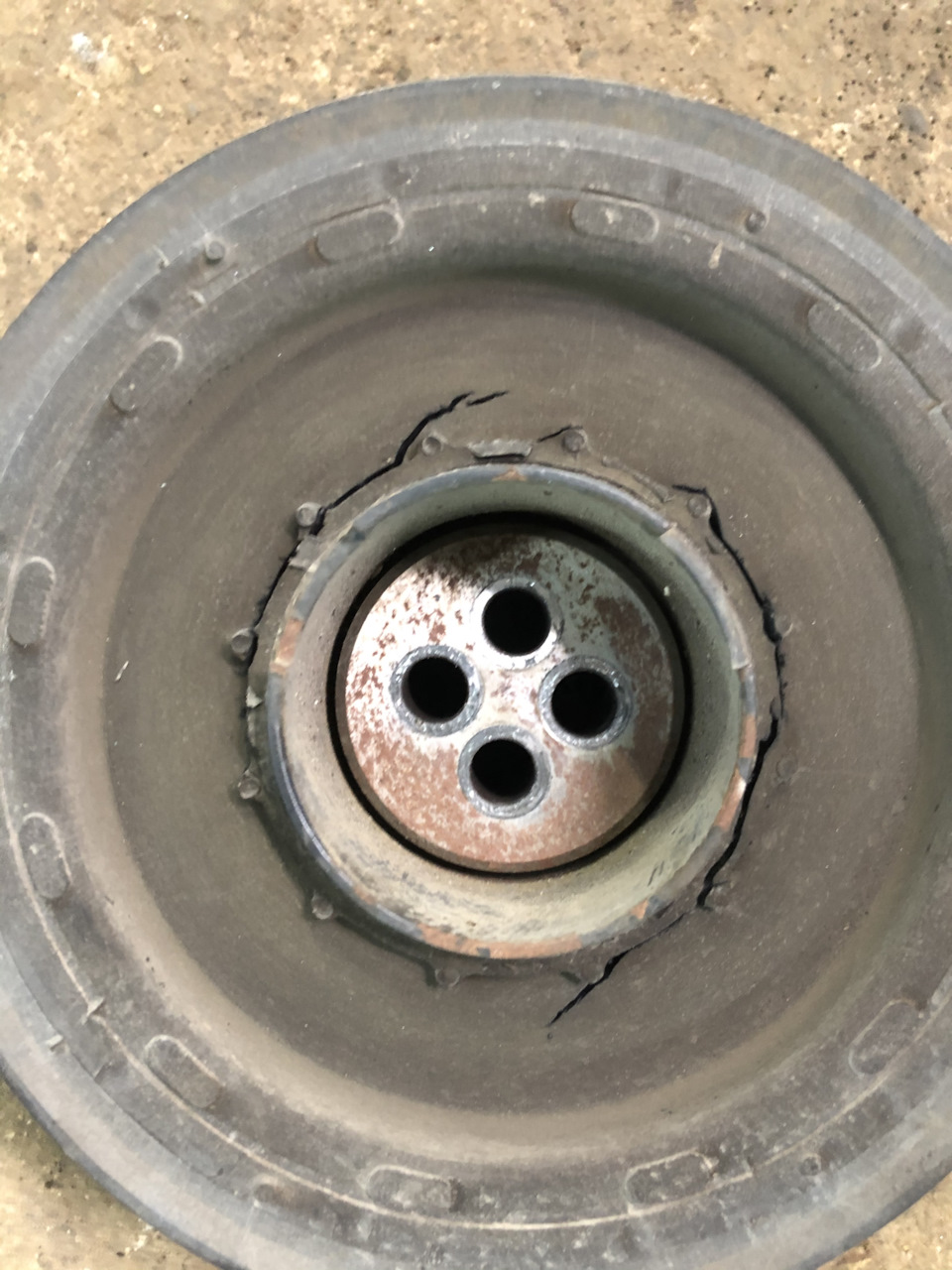 Демпфер крутильных колебаний(шкив коленвала) ЗАМЕНА — BMW X1 (E84), 2 л ...