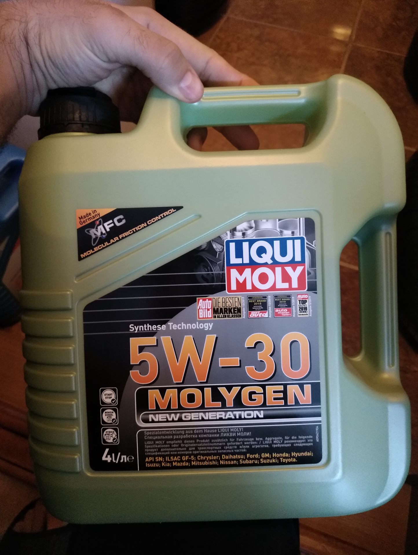 Масло моторное 5w30 Molygen. Молиген 5w30 премиум.