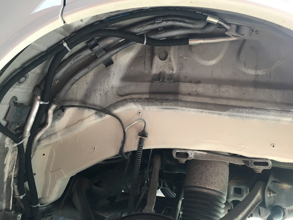 45. Ремонт трубки кондиционера ч.3 — Audi Q7 (1G), 3 л, 2008 года ...