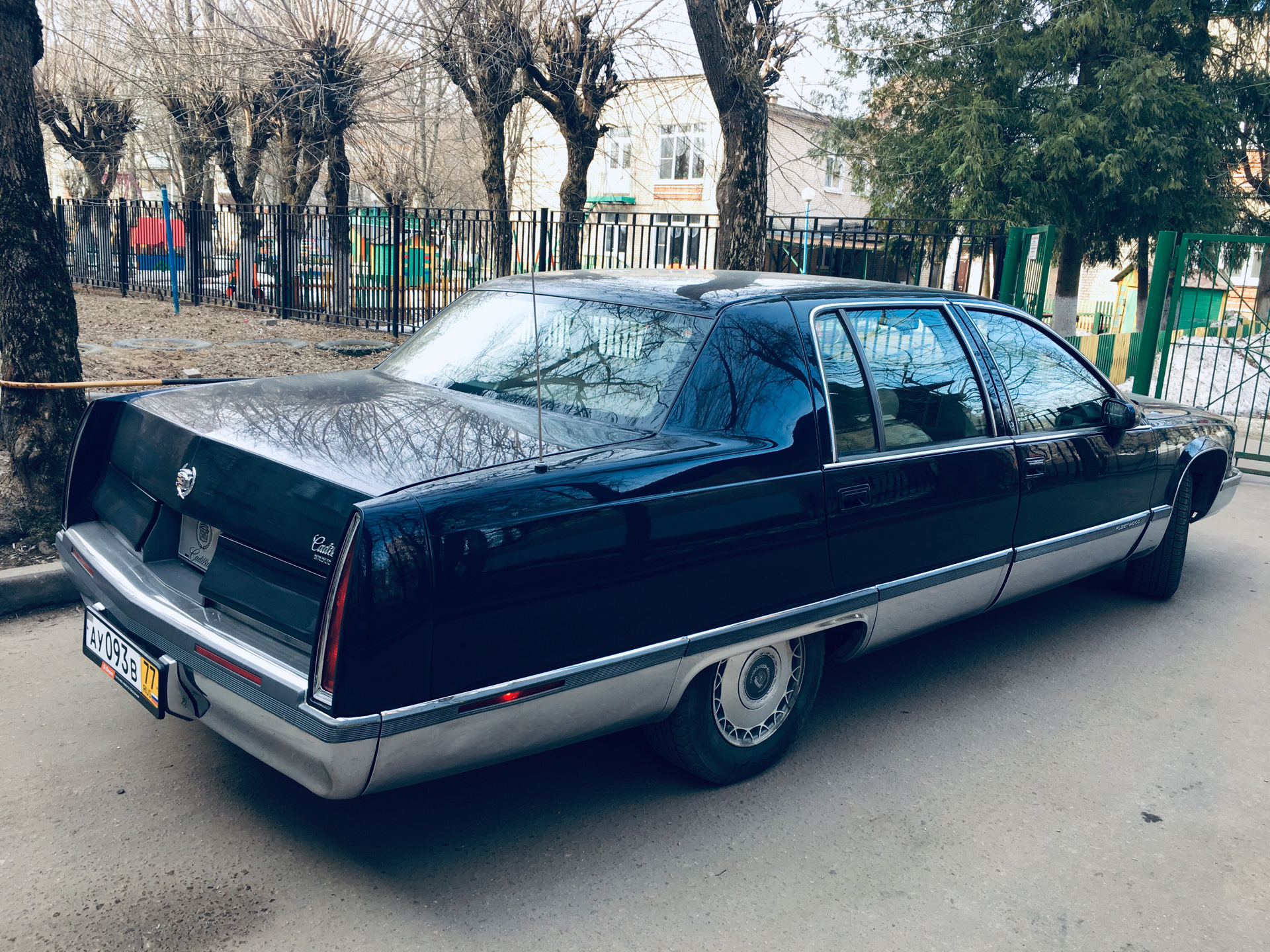 интерьер 1993 94 cadillac fleetwood brougham