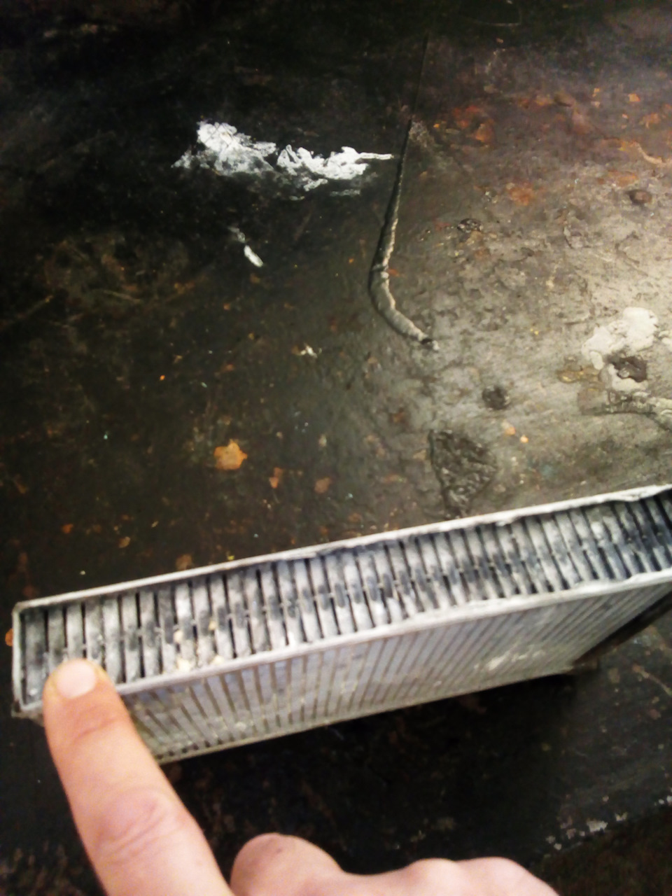 Перегорает предохранитель на печку! — Audi A6 Avant (C5), 2,8 л, 1999 ...