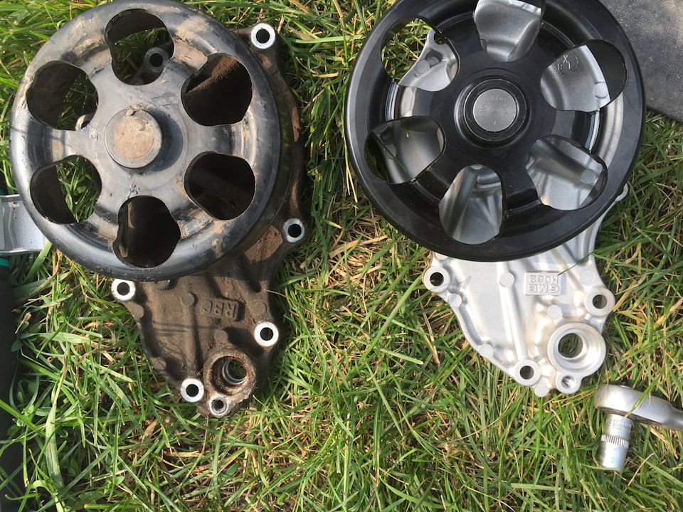 Замена водяного насоса — Honda Accord (7G), 2,4 л, 2006 года | своими ...