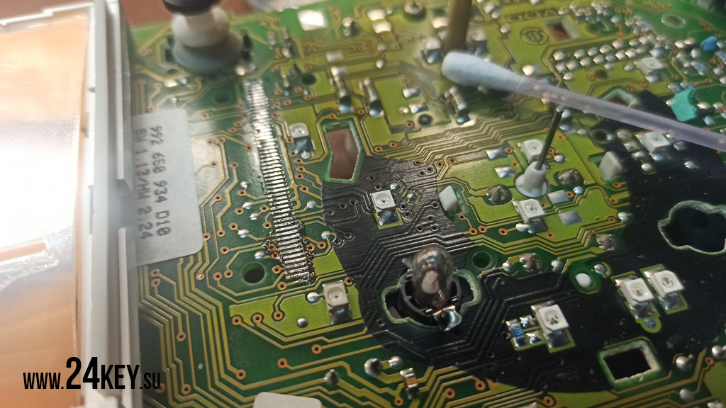 Замена дисплея приборной панели А6 С5 (Подробно в деталях) — DRIVE2