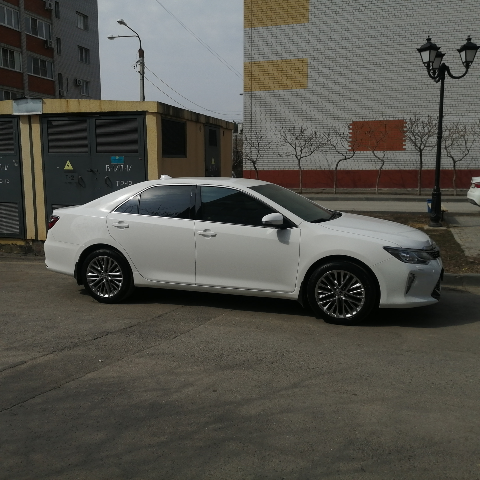 Новые колеса на лето R18 225/50 — Toyota Camry (XV50), 2 л, 2015 года |  колёсные диски | DRIVE2