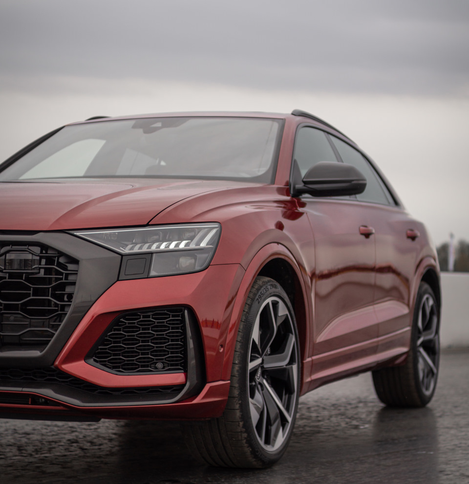 Audi RS Q8 – немецкий супер-SUV с итальянским сердцем за 14 миллионов —  DRIVE2