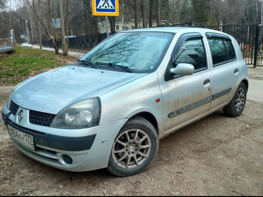 Рено 2002 года фото Купить б/у Renault Symbol I 1.4 MT (75 л.с.) бензин механика в Краснодаре: синий