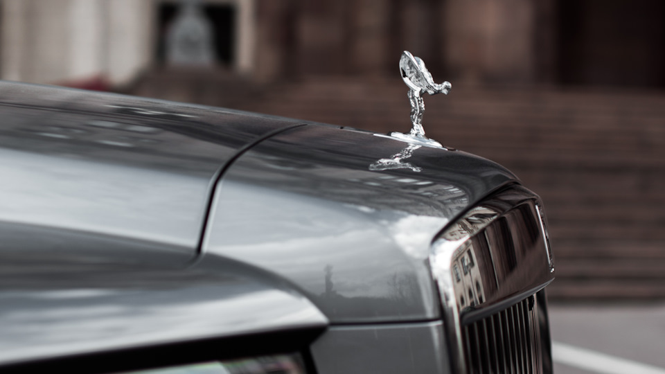 Машина настоящая rolls royce. Смотреть фото Машина настоящая rolls royce. Смотреть картинку Машина настоящая rolls royce. Картинка про Машина настоящая rolls royce. Фото Машина настоящая rolls royce