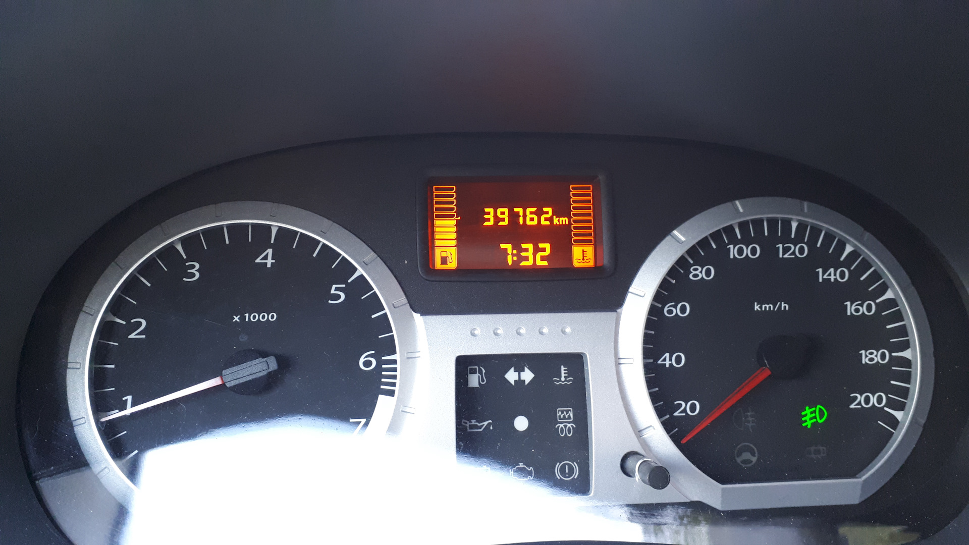 Очередная замена масла и фильтров 40 000 км — Lada Ларгус, 1,6 л, 2015 ...