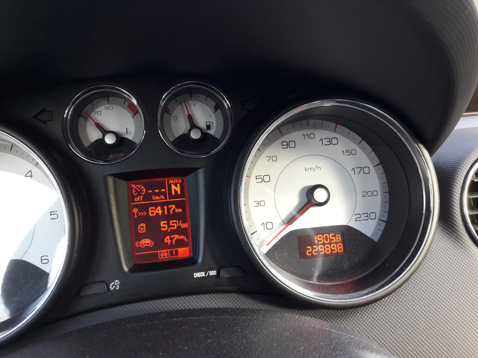 Пробег на момент проводимых работ — Peugeot 308 (1G)