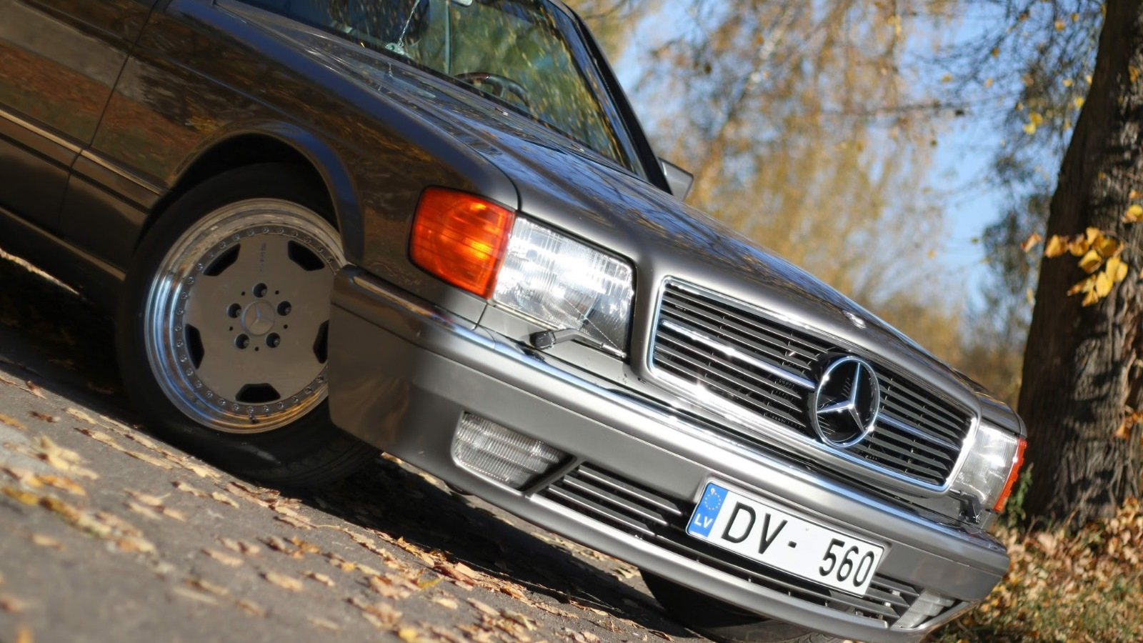 Продажа Mercedes-Benz SEC-Class (W126) 1988 (бензин, АКПП) — с историей  обслуживания — DRIVE2.RU