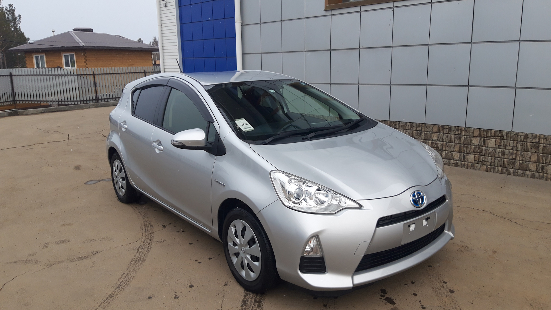 Тойота аква владивосток без пробега. Тойота Аква 2000. Toyota Aqua 2003. Тойота Аква 2010. Тойота Аква 2007