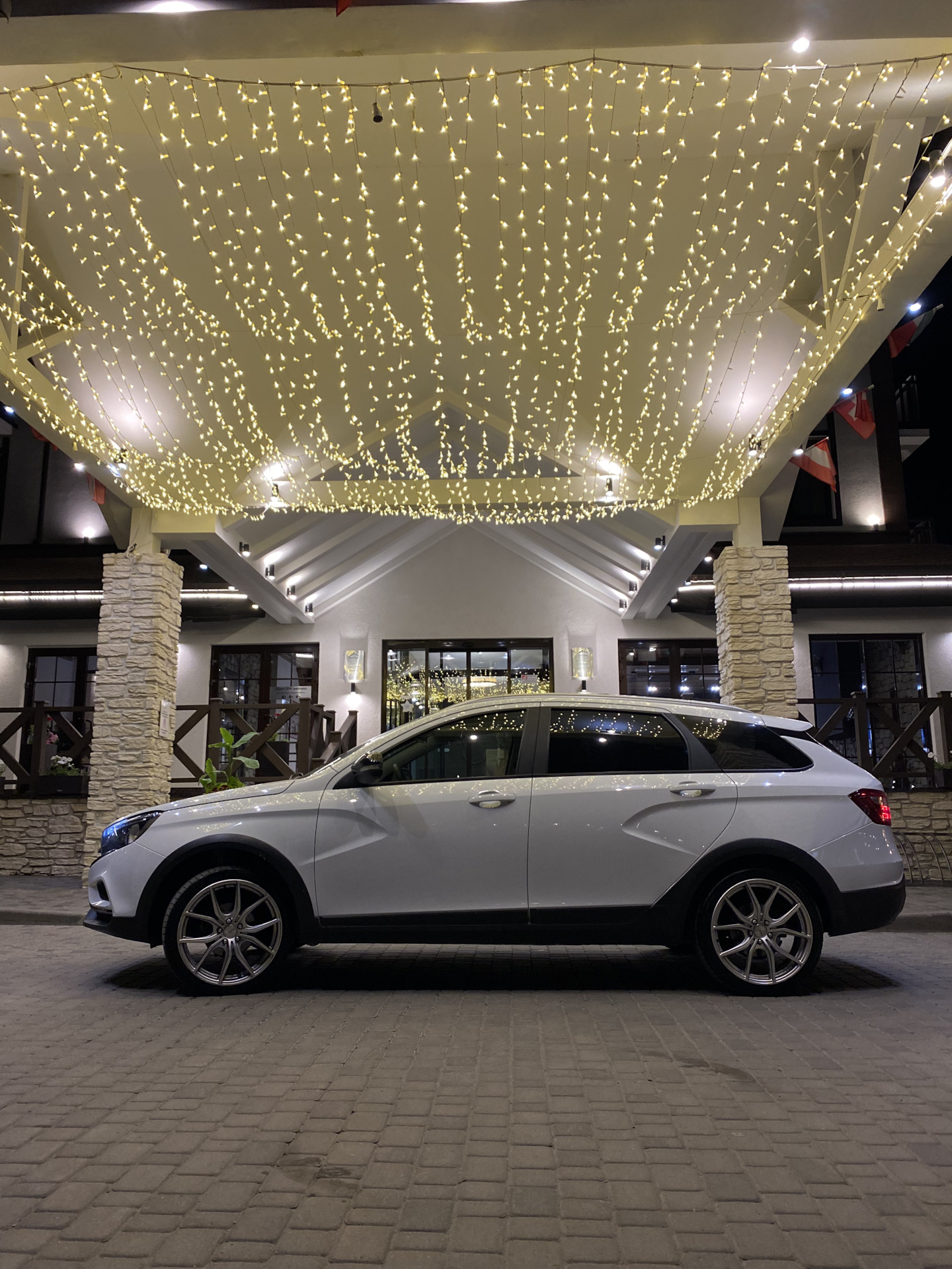 17®. Наклейки Drive2.ru получены! — Lada Vesta SW Cross (1G), 1,6 л ...