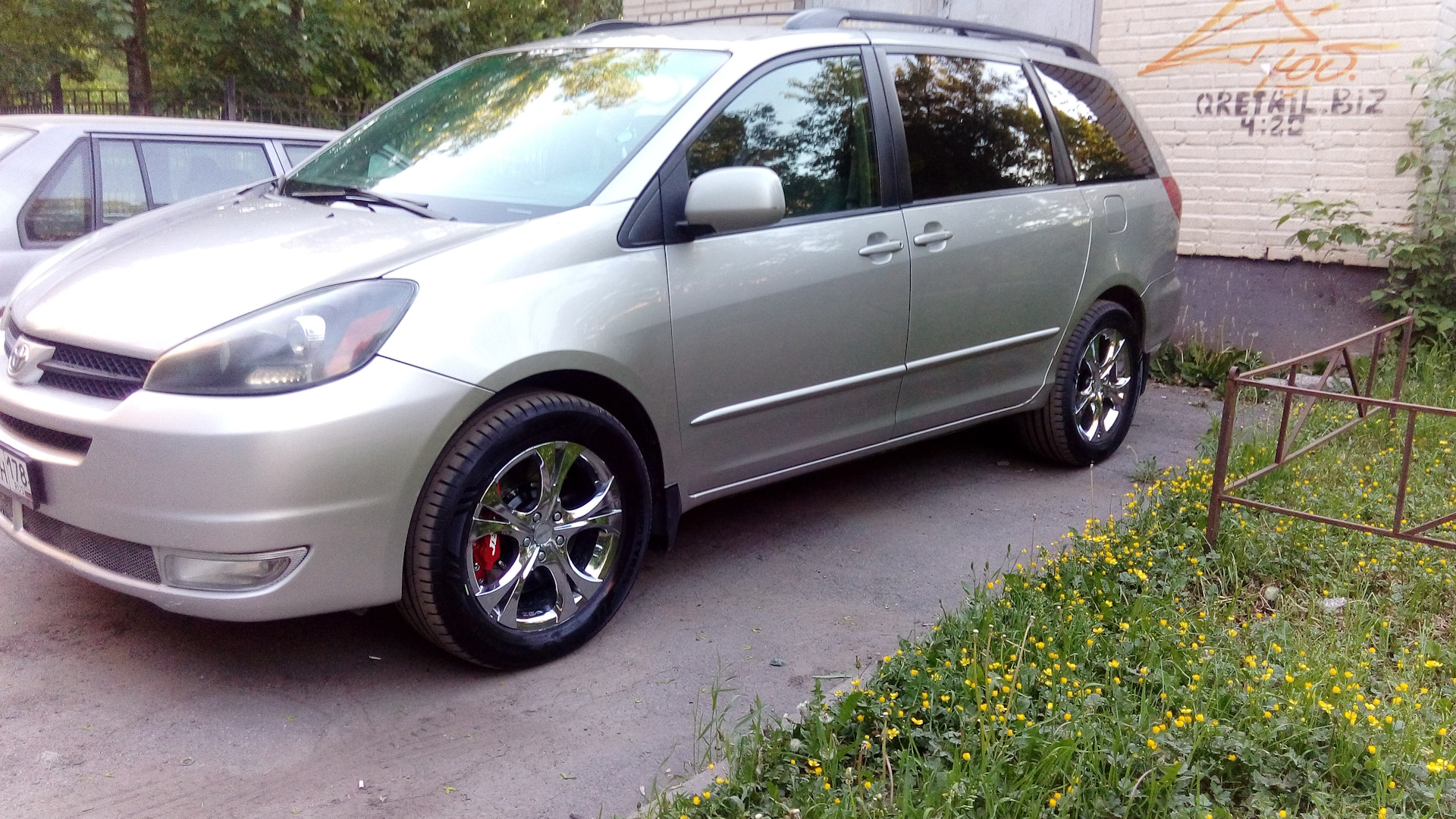 Toyota Sienna 2 Tuning