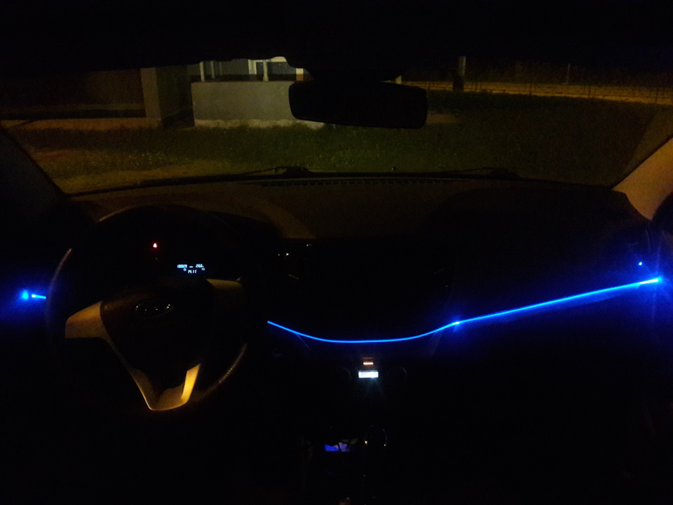 rgb holodnyj neon lada vesta 1 6 l
