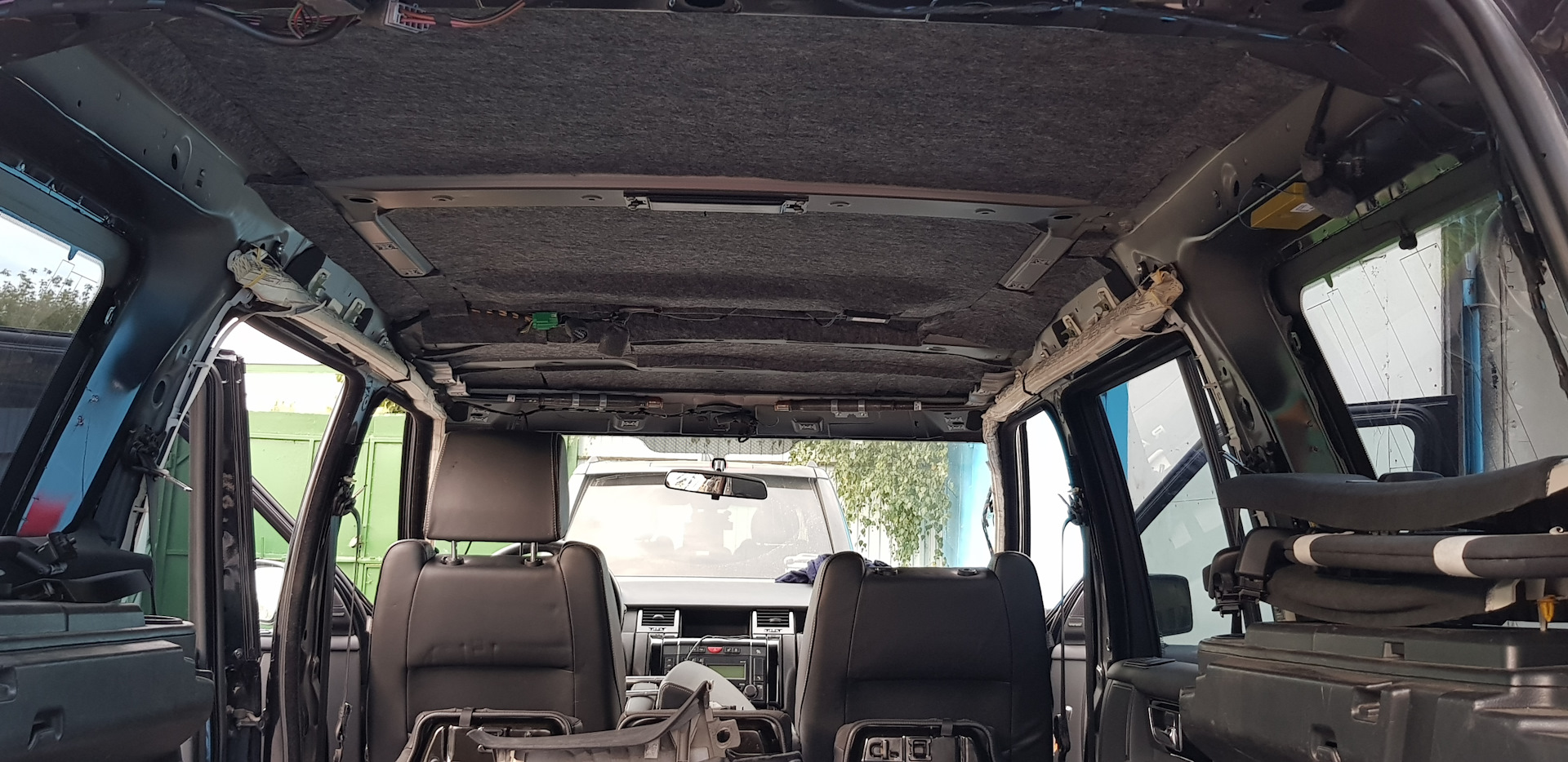 Как снять потолок land rover discovery