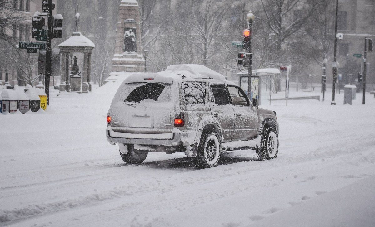 Авто зима город