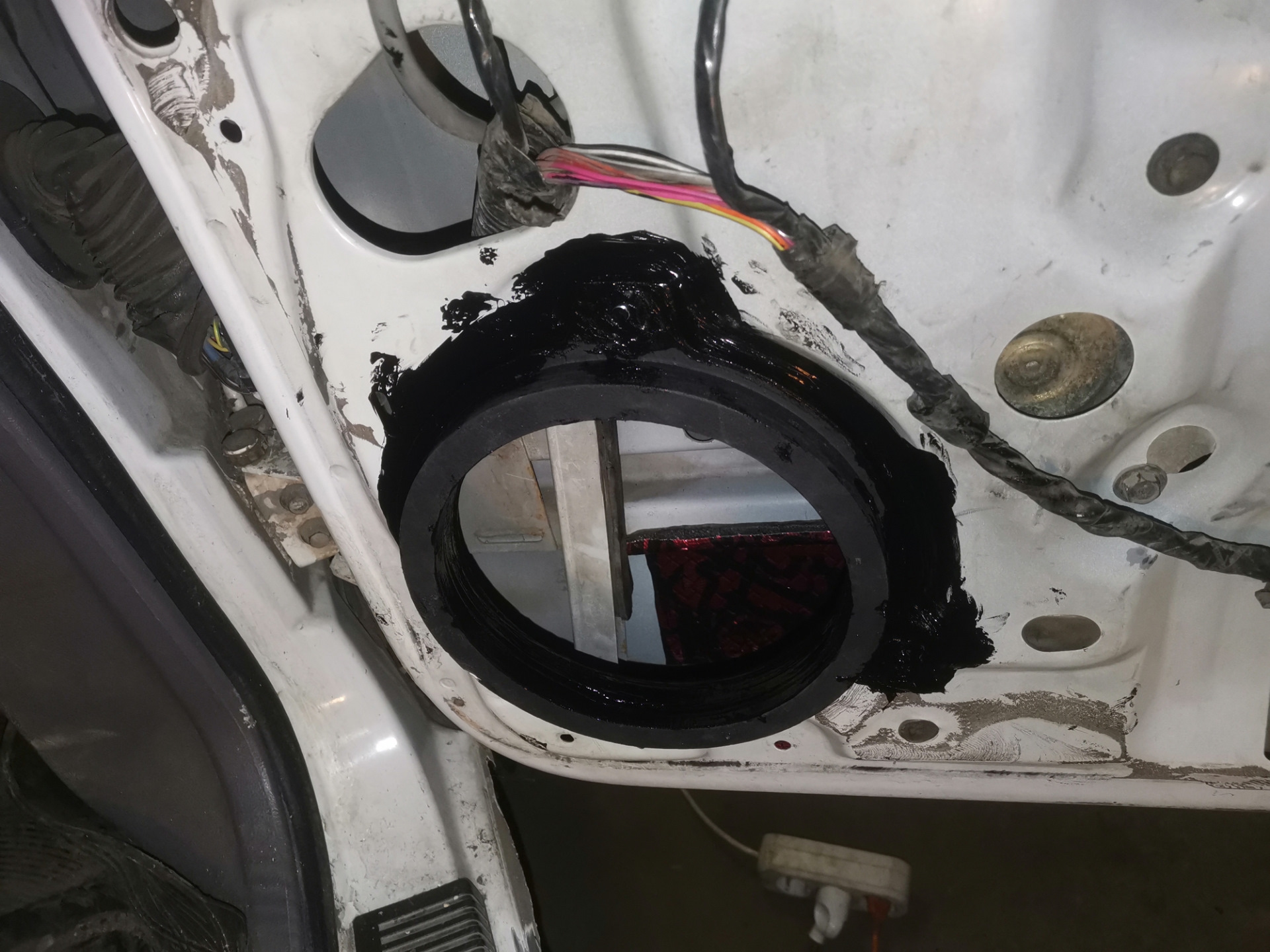 Пока решил установить автозвук. — Jeep Grand Cherokee (ZJ), 4 л, 1993 ...