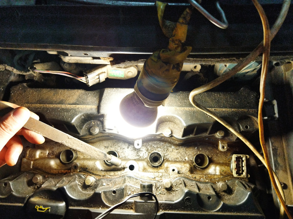 Облом свечи без выхода керамического изолятора и металлического ...