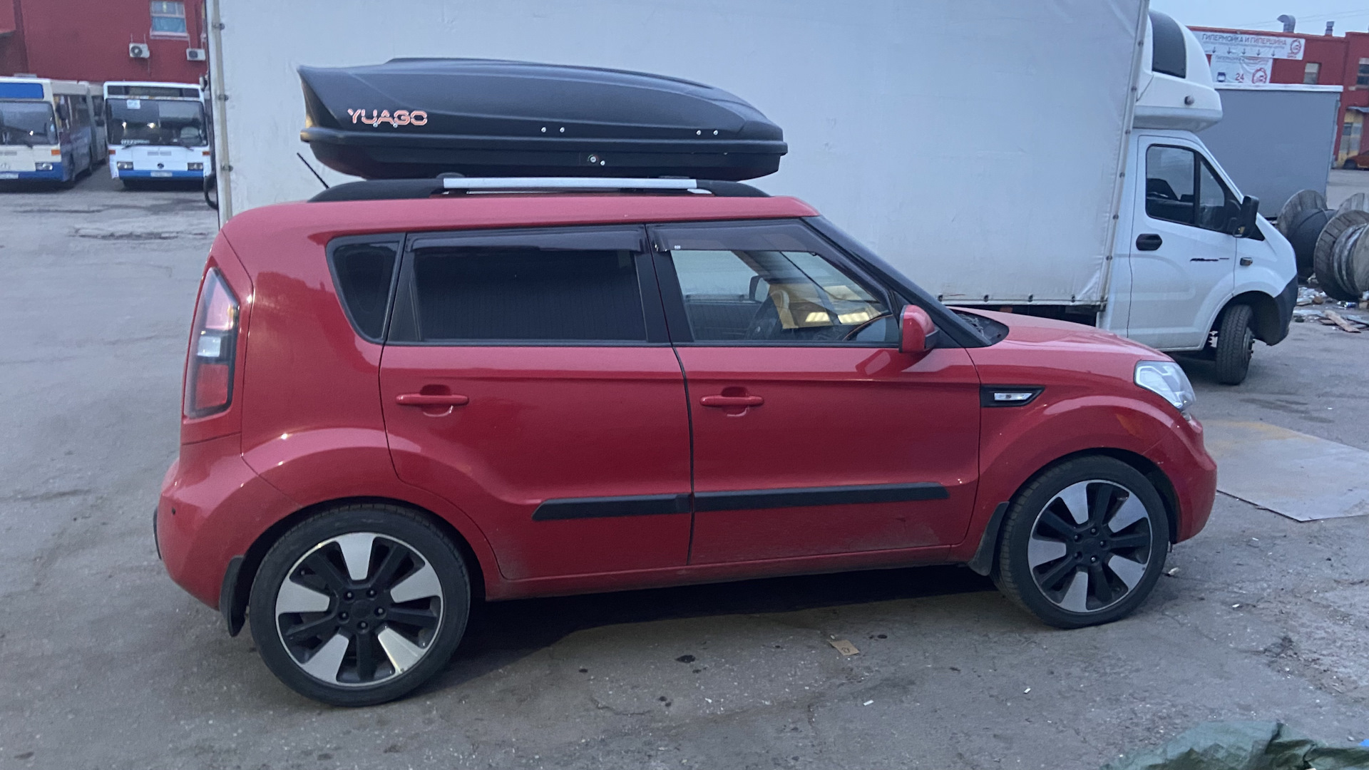 Кофр на крышу — KIA Soul (1G), 1,6 л, 2011 года | аксессуары | DRIVE2
