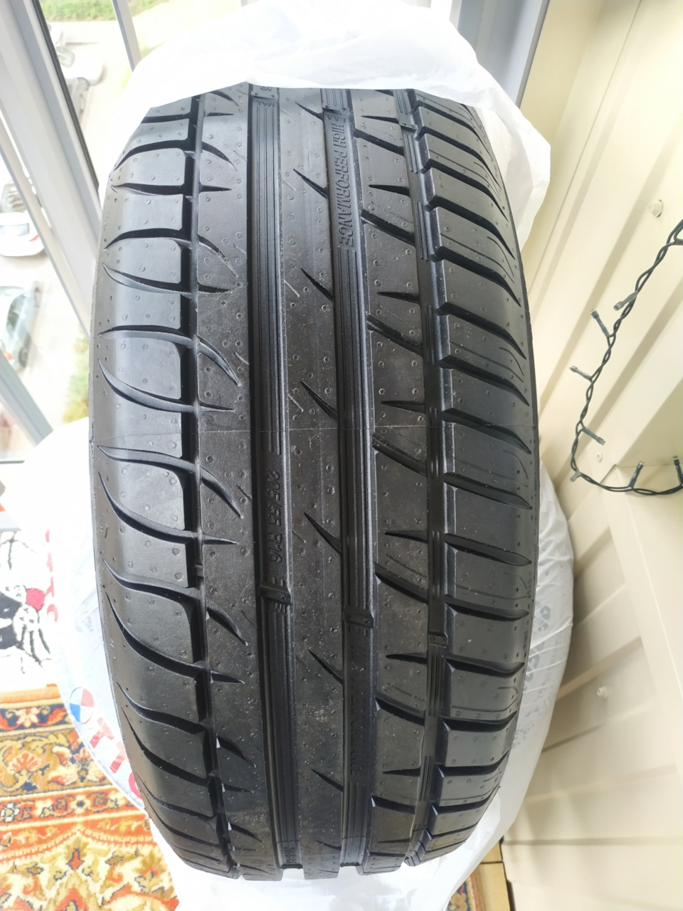 Летние шины 205/55 R16 94V TIGAR HIGH PERFORMANCE — KIA Ceed SW (2G), 1,4  л, 2014 года | шины | DRIVE2