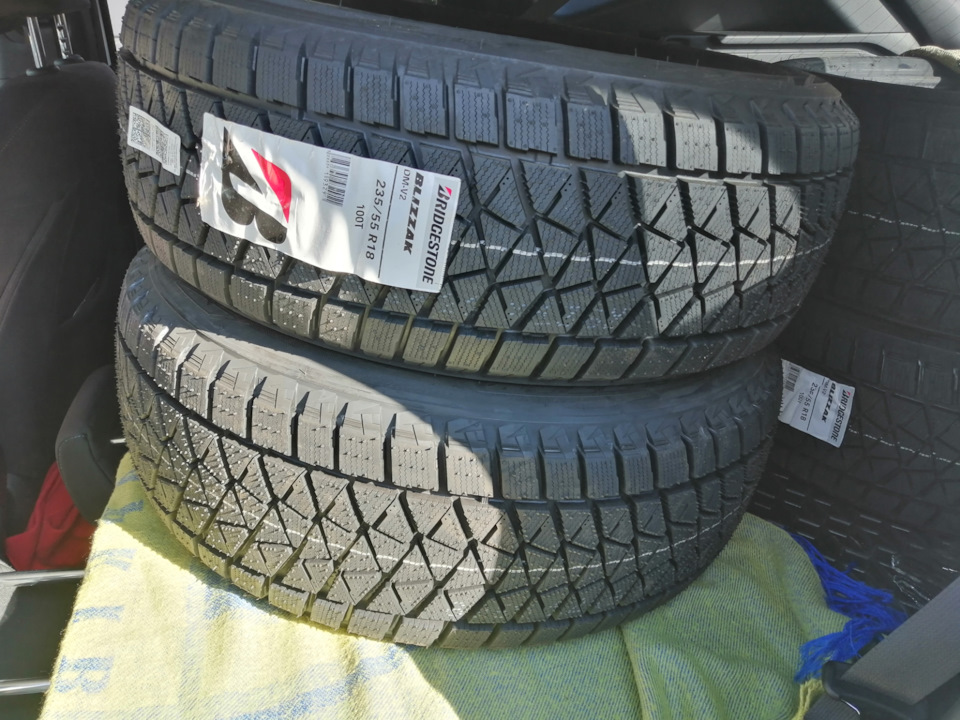 Bridgestone dueler h/l. Картинка шин 235/55 r18. Bridgestone turanza er31 235/55 r17. Бриджстоун 235 55 r18. Bridgestone dueler h/l 422 ecopia.