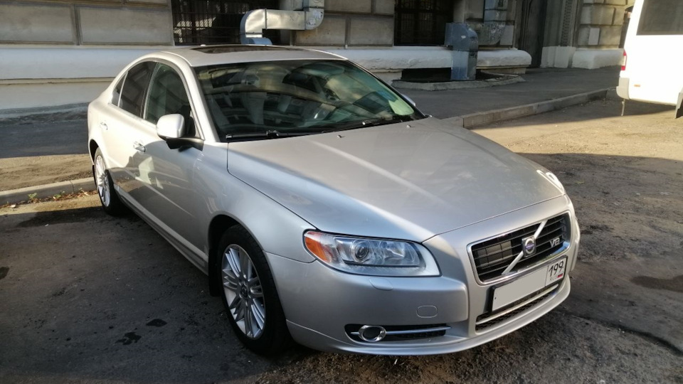 Volvo S80 V8 2