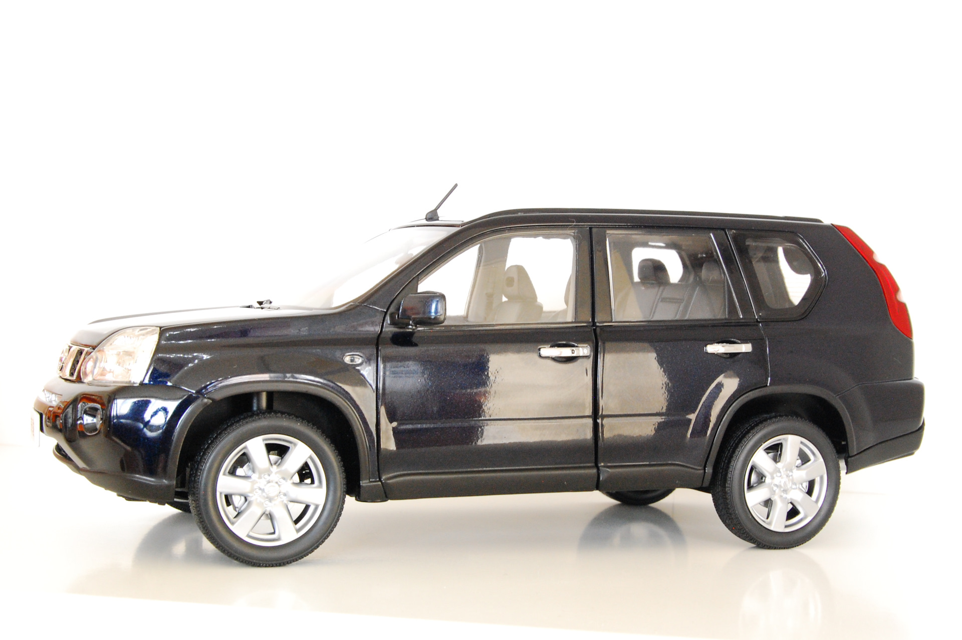 X 1 18 1 12. Nissan x Trail Paudi. Nissan x-Trail 2008. Nissan x Trail 1:18 Toy. Nissan x-Trail t31 рест. Paudi 1/43.