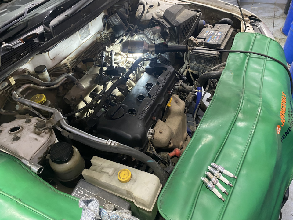 Заодно бачок омывателя заменили, протекал . — Nissan AD (Y11)