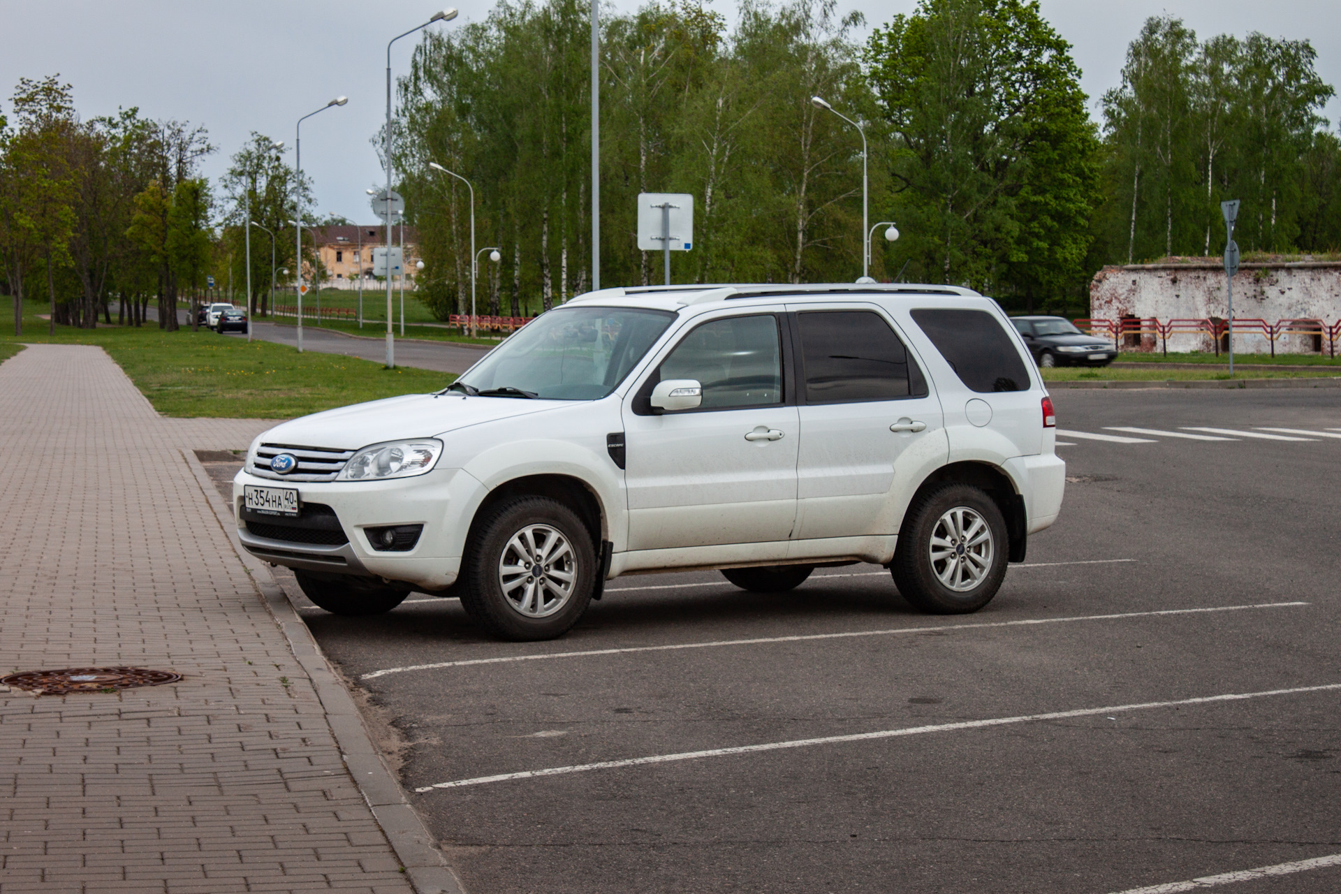 Форд эскейп тайванец. Форд Эскейп Тайвань 2008. Ford Escape Тайвань. Форд Эскейп белый. Форд Эскейп 2 Тайвань