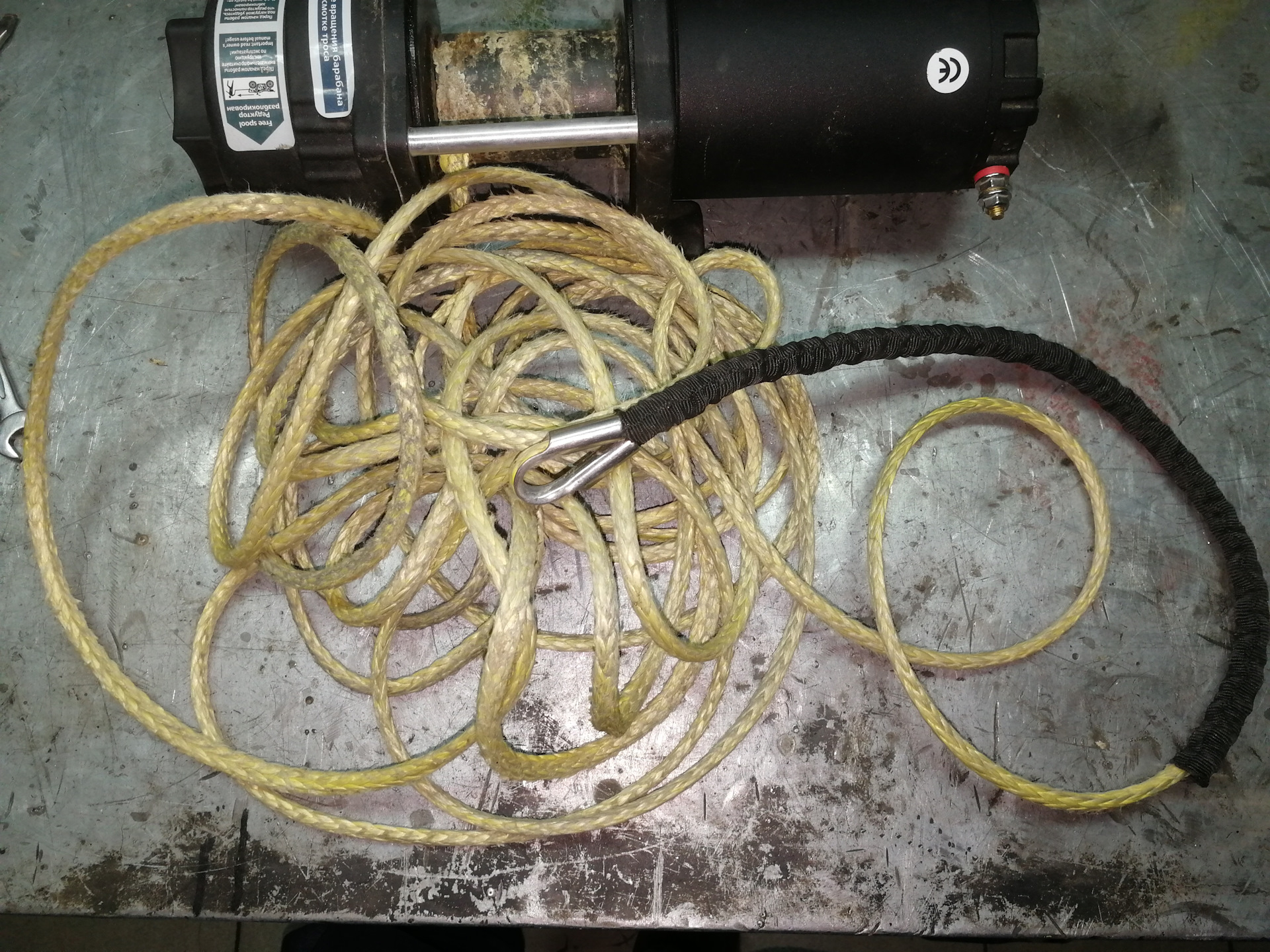 Установка колонок в полку гранта седан - sofadvice.ru