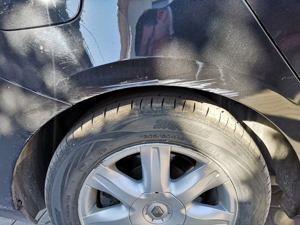 Забрал с покраске по каско — Renault Laguna III, 1,5 л, 2010 года ...