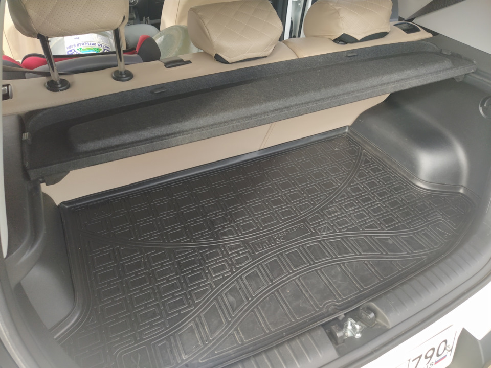 Чехлы, подлокотник, накладки, брызговики для КИА Соул — KIA Soul (3G ...