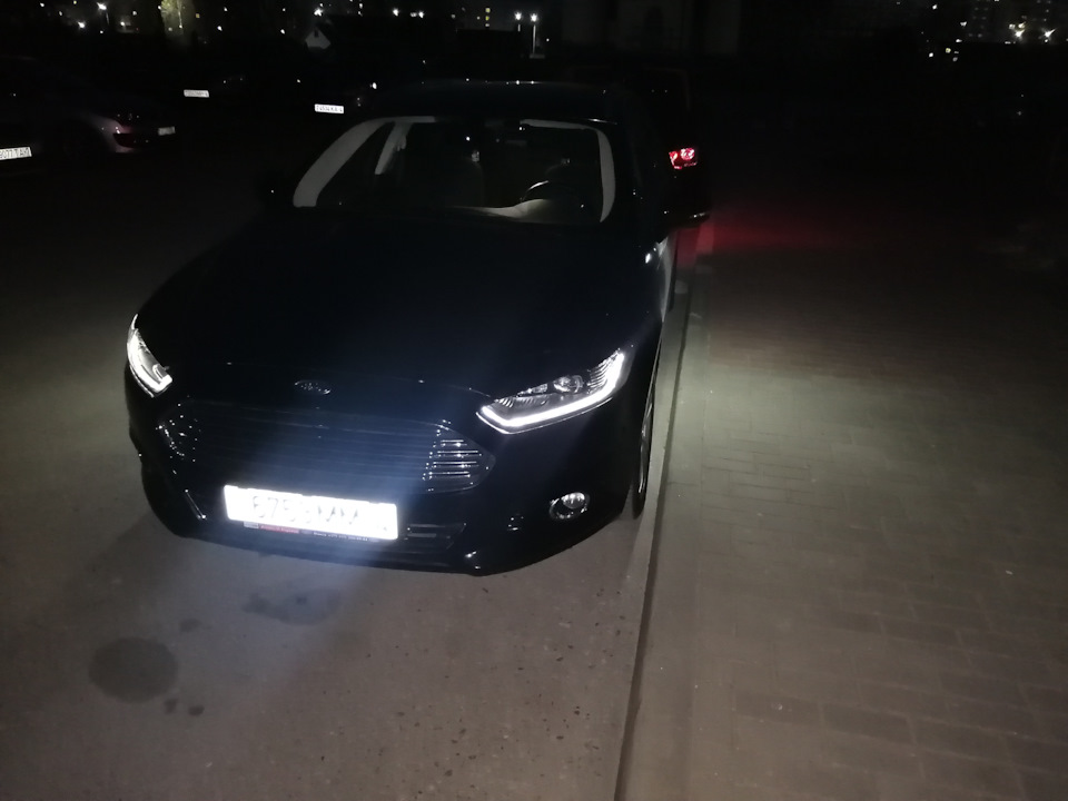 LED-подсветка околодверного пространства — Ford Mondeo V, 1,5 л, 2015 ...