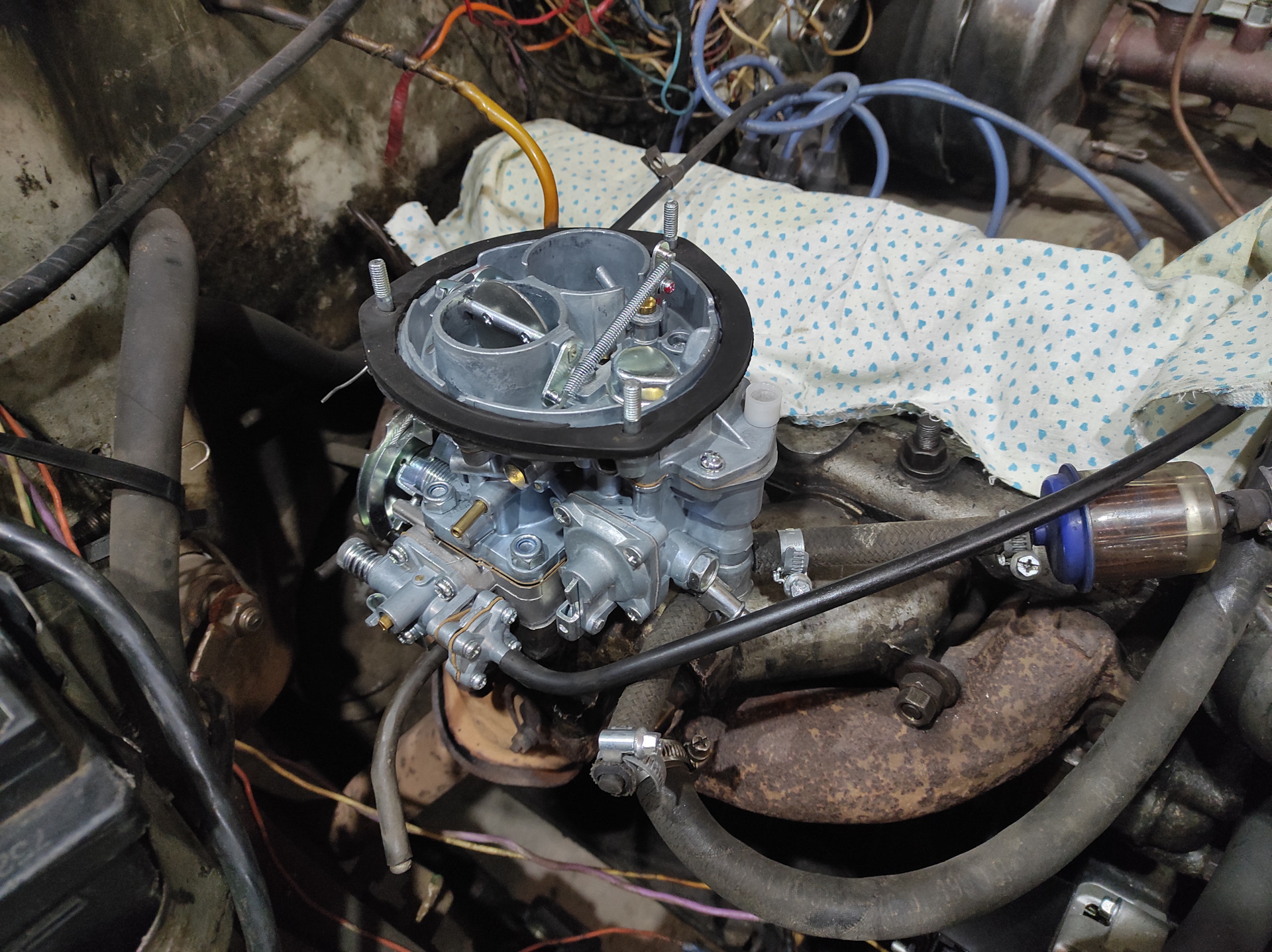 Карбюратор уаз 469 к 151. Установка карбюратора к 151. Карбюратор к 151 на уаз 421. Установка карбюратора к 151. Карбюратор змз 402 к151д.