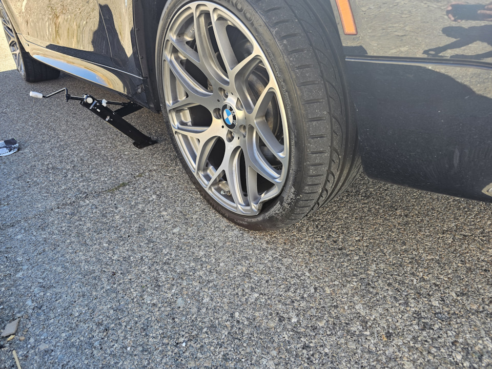 Фото в бортжурнале BMW 5 series (E60)