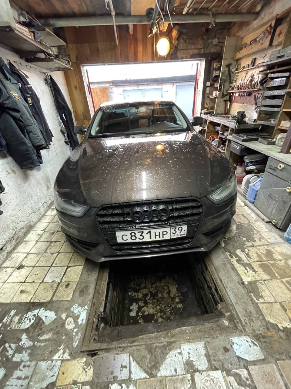 Установка вставки в опору коробки — Audi A4 (B8), 1,8 л, 2012 года | тюнинг  | DRIVE2