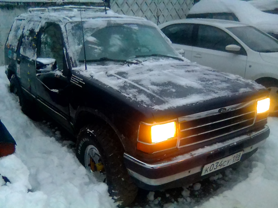 Фото в бортжурнале Ford Explorer (1G)