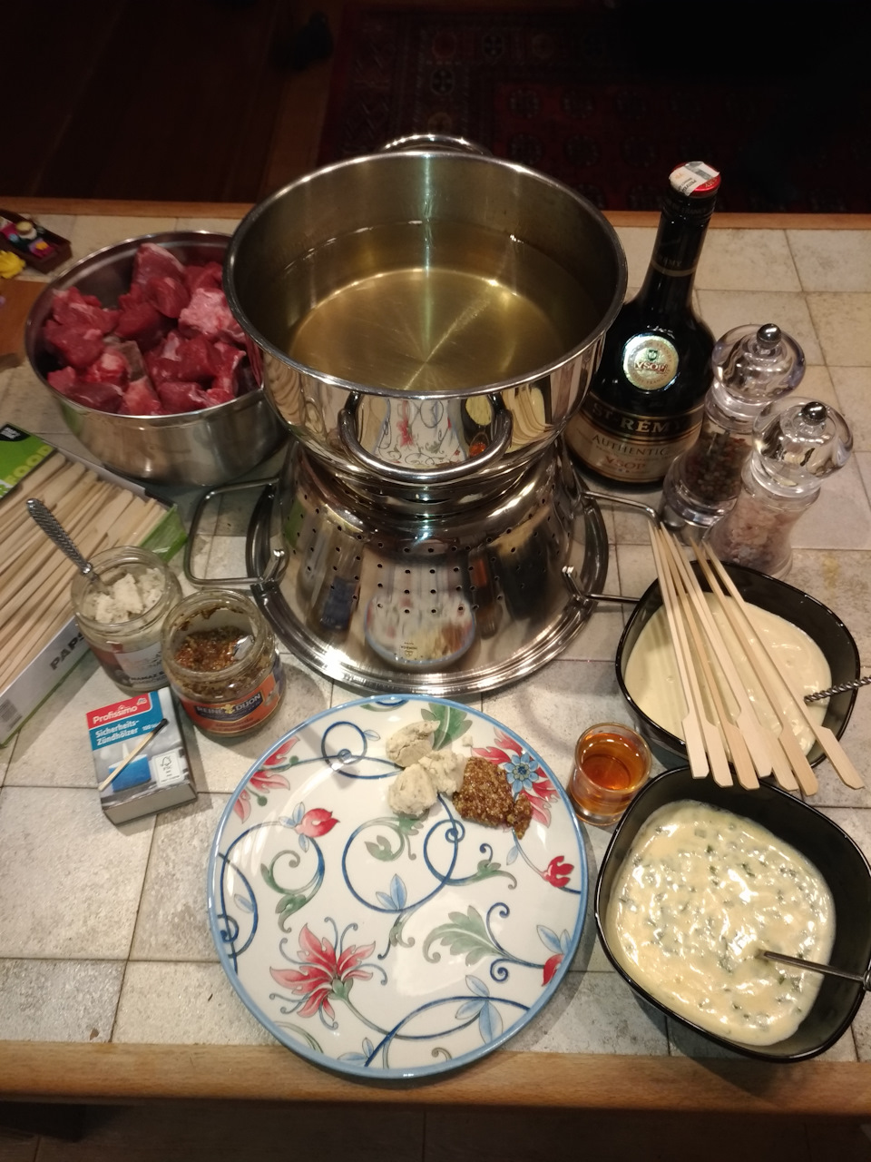 Фондю по-бургундски (Fondue Bourguignonne)… — Сообщество «Вкусно жрать» на  DRIVE2