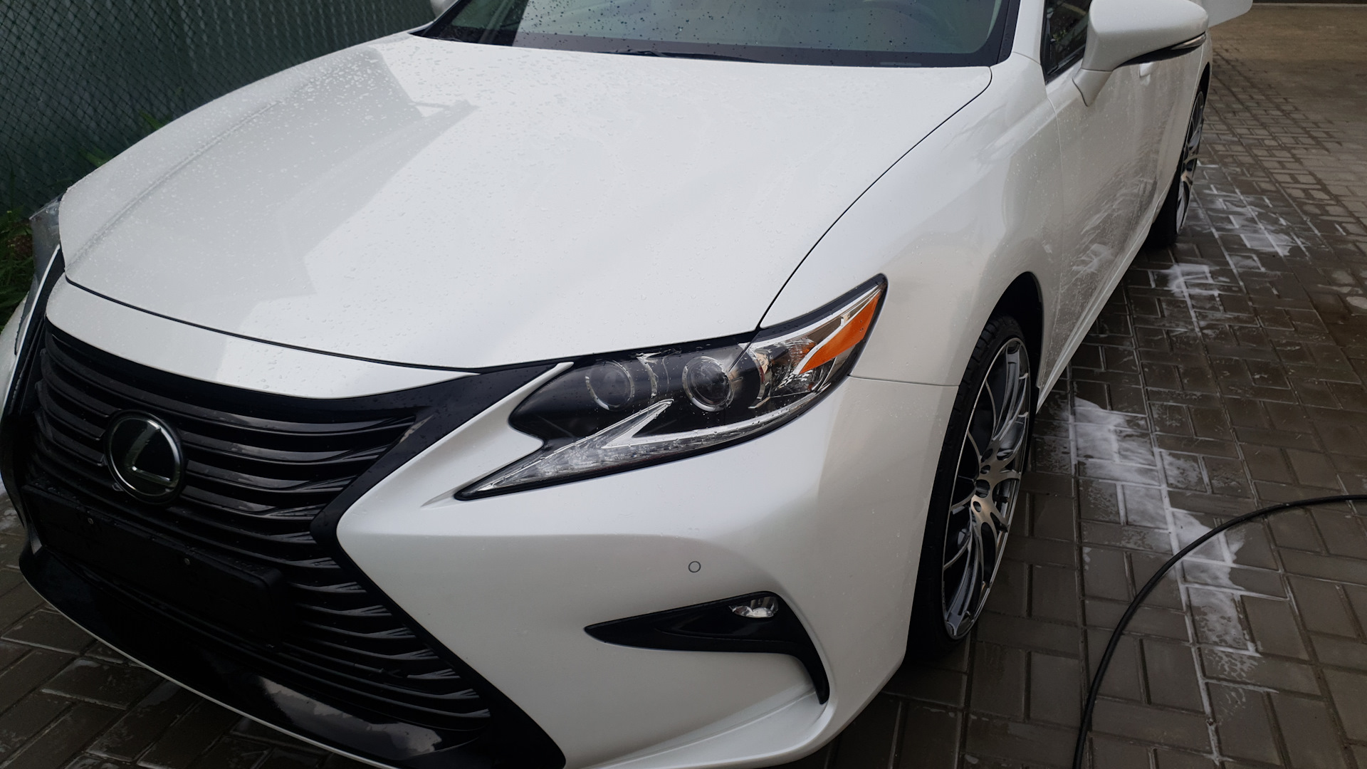 Lexus ES (XV60) 2.5 бензиновый 2017 | 250 (XV60) на DRIVE2