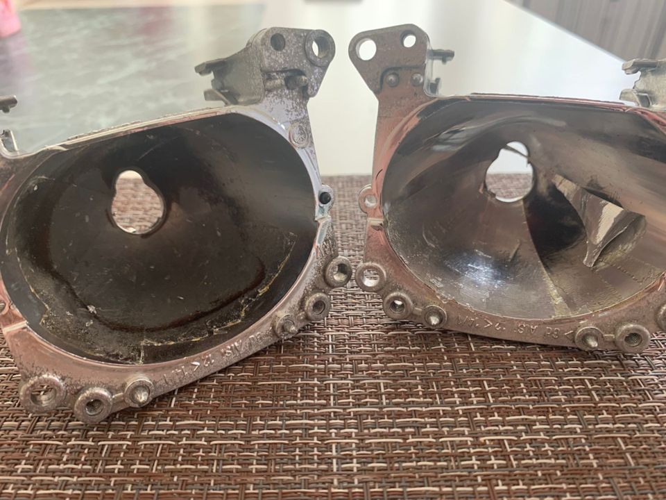 Восстановление отражателя фары.Магниторнное напылениеНапыляется ...