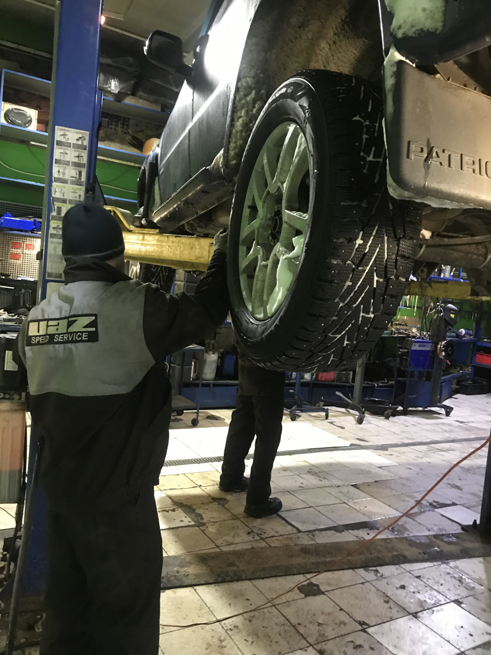 Замена переднего кардана, регулировка люфта, шприцевание. — УАЗ Patriot ...