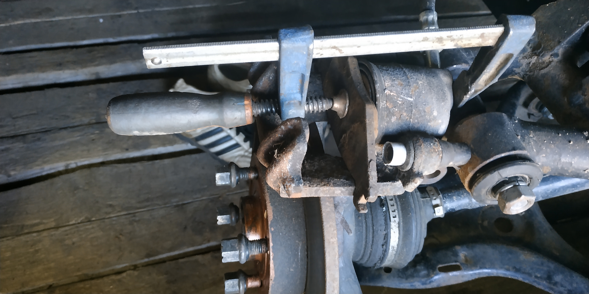 75. Попытка замены задних тормозных колодок… — Квадроцикл на базе Golf ...