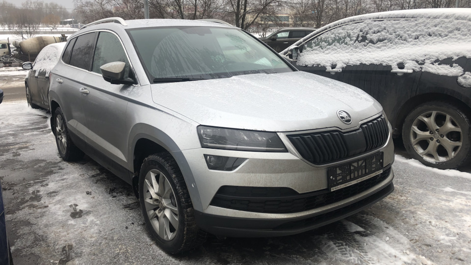 Баг CarPlay на Bolero — Skoda Karoq, 1,4 л, 2020 года | наблюдение | DRIVE2