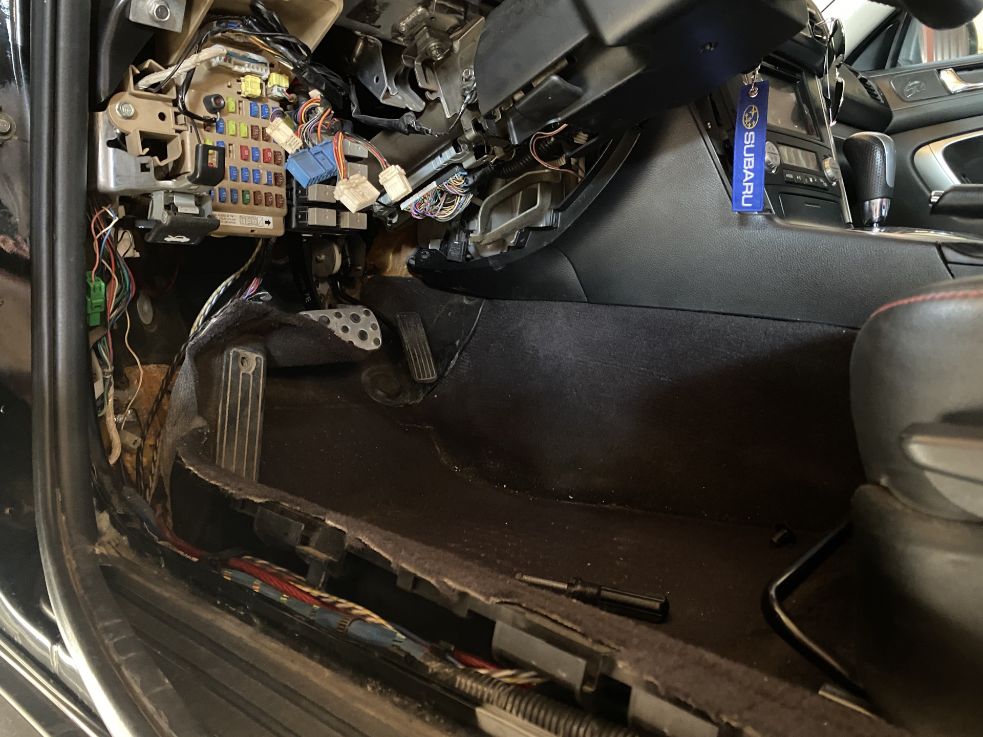 Музыка — там, где я дилетант. Выбор места установки усилителя. Наводки ...