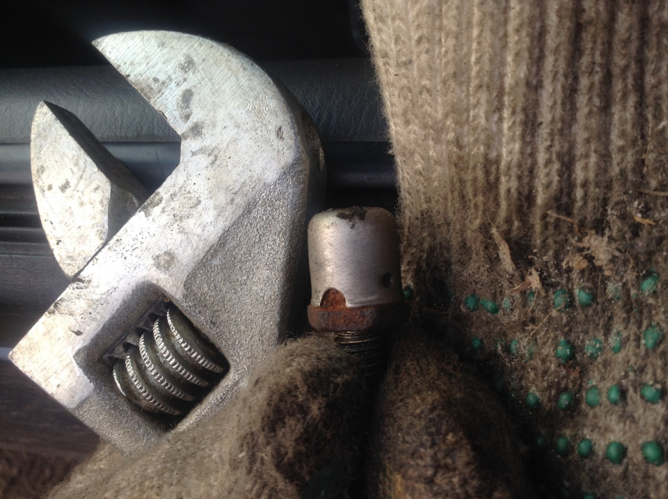 Регулировка клапанов — Ford Ranger (1G), 2,5 л, 2005 года | своими ...