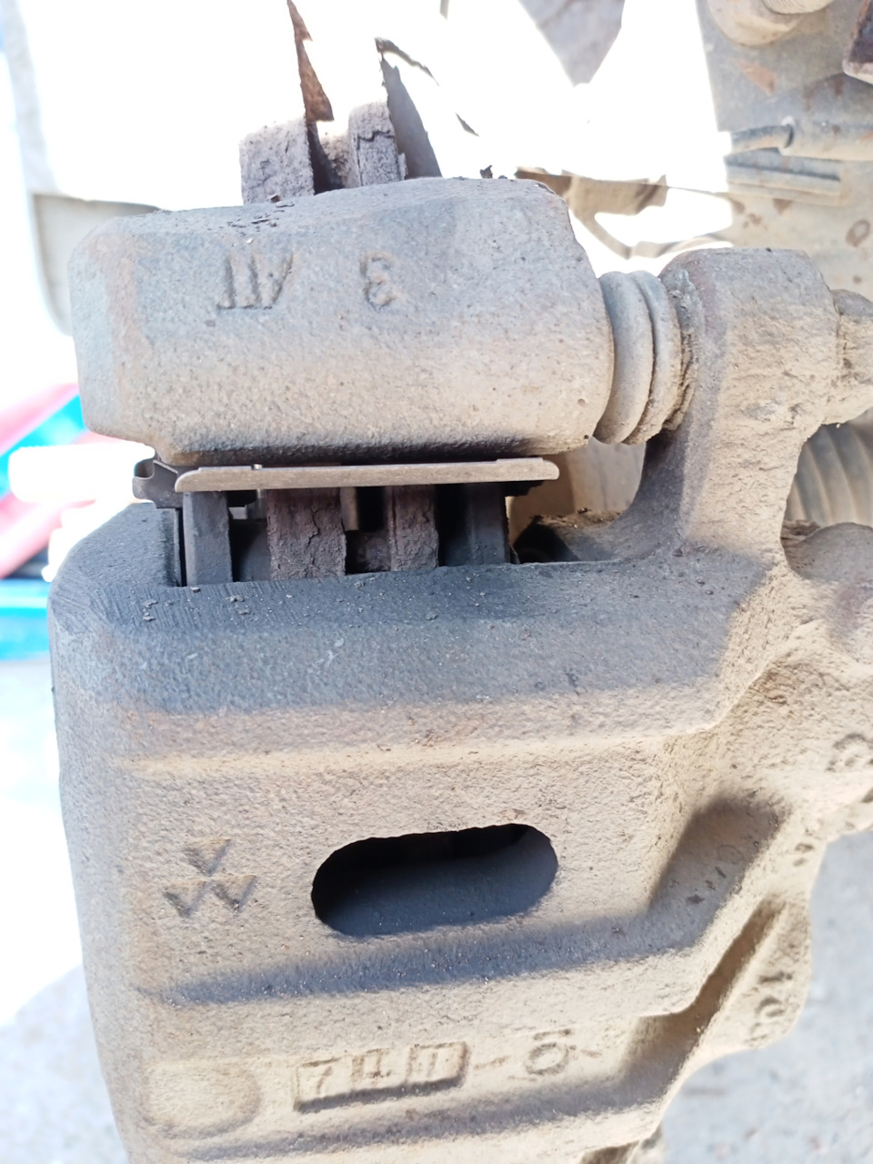 Шиномонтаж и неравномерный износ передних тормозных дисков — Mitsubishi ...