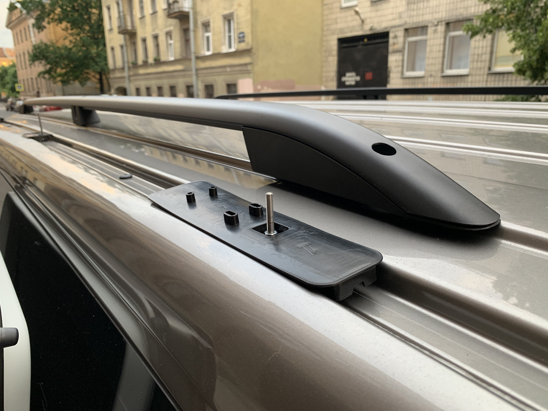 Как снять багажник с рейлингов Продольные рейлинги допил - Volkswagen Caravelle (T6), 2 л, 2019 года тюнинг DRI