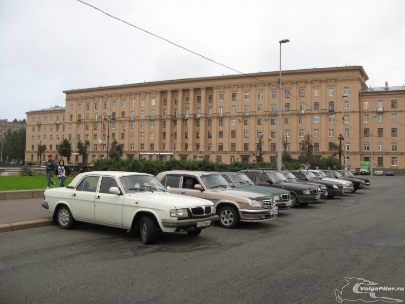 Что надежнее жигули или волга