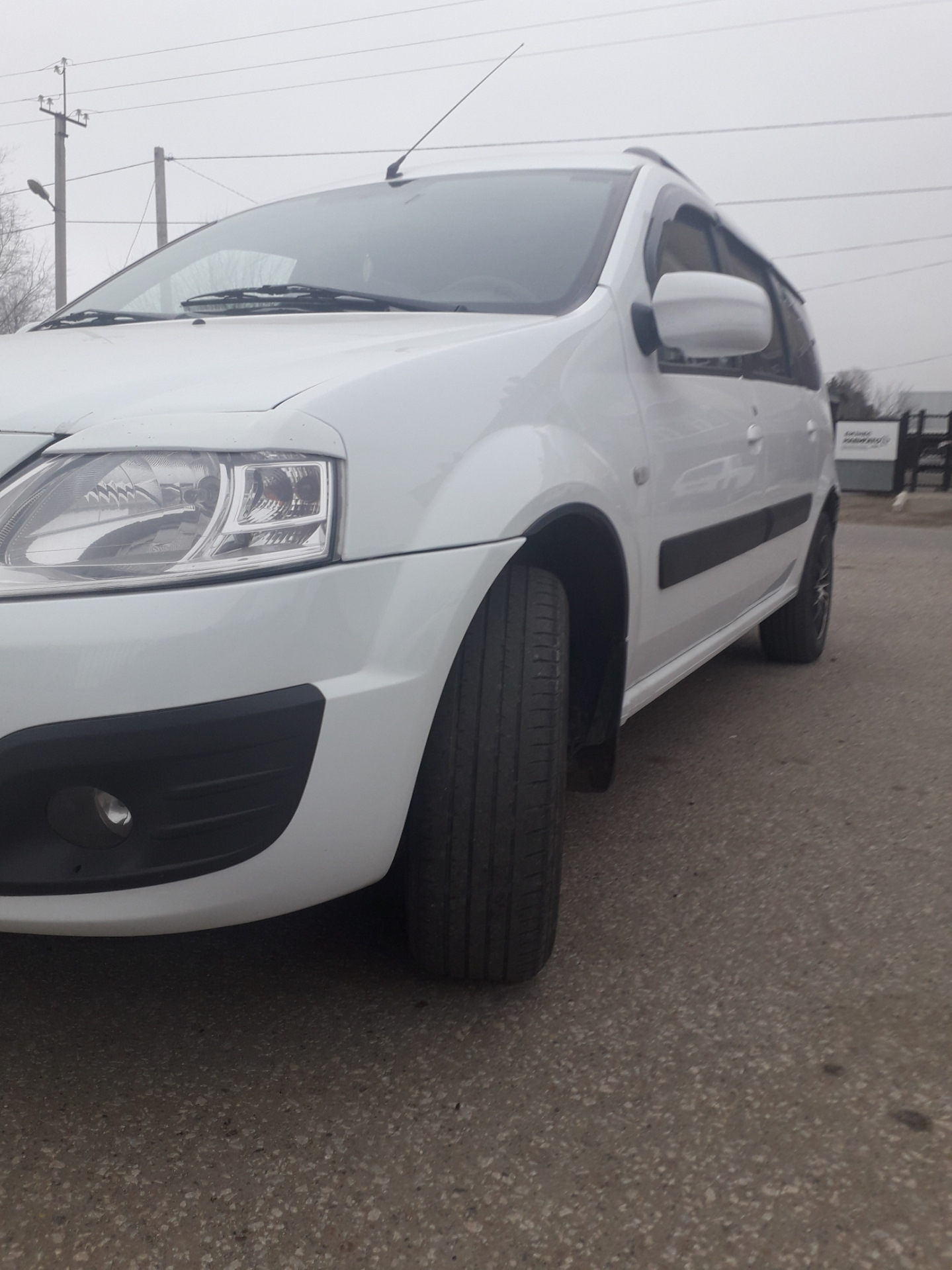 Замена стоек и втулок стабилизатора — Lada Ларгус, 1,6 л, 2014 года ...