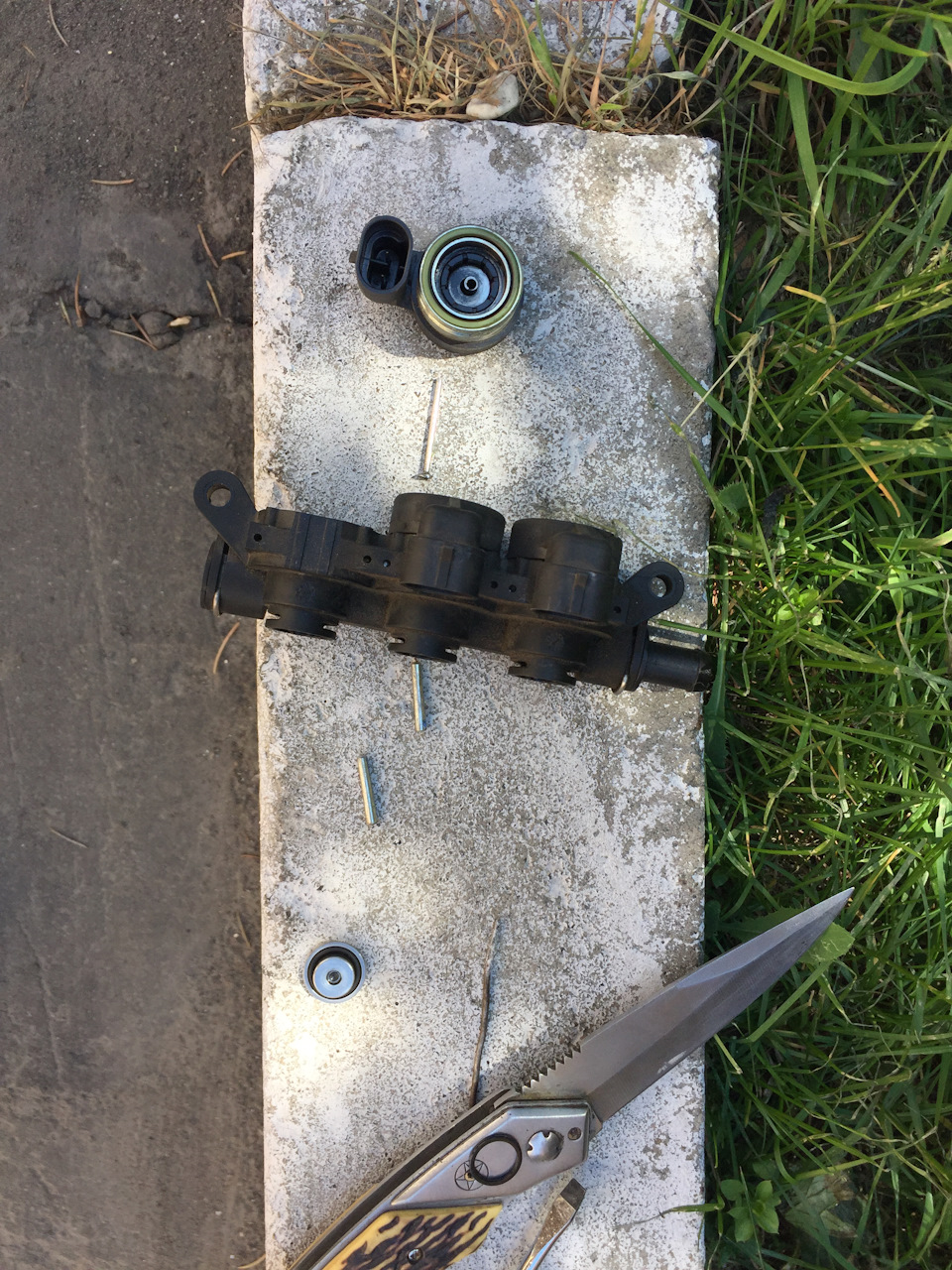 Замена уплотнительного кольца форсунки — Mercedes-Benz E-Class (W211 ...